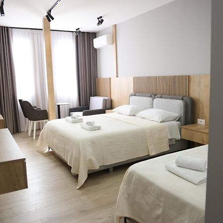 Sol Hotel Shkodër Extérieur photo