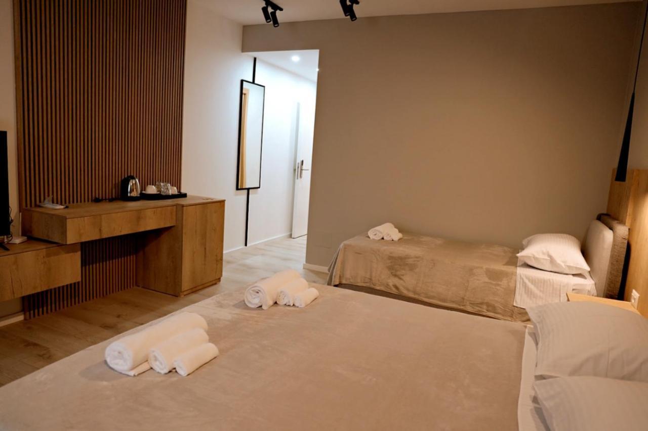 Sol Hotel Shkodër Extérieur photo