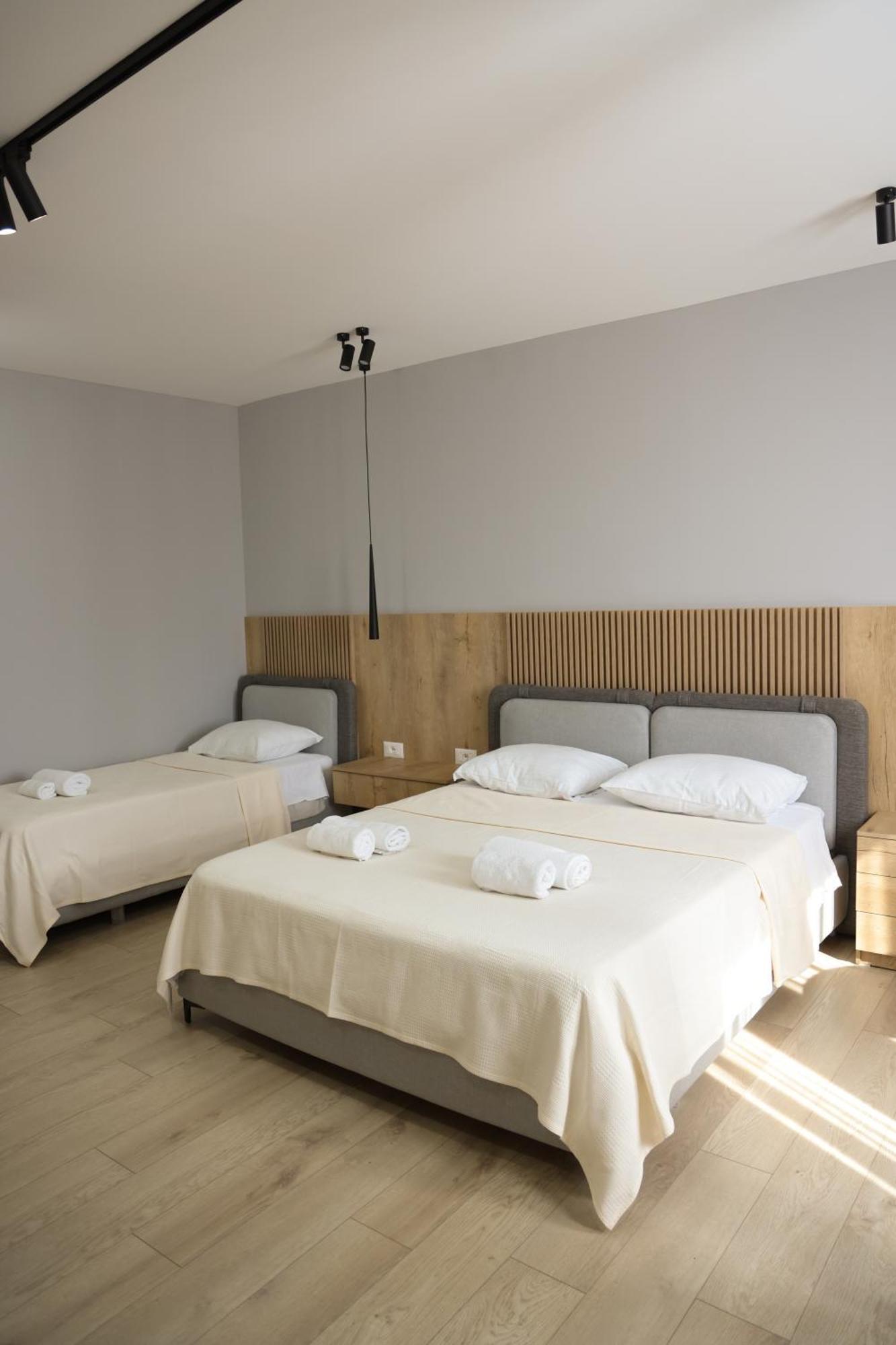 Sol Hotel Shkodër Extérieur photo