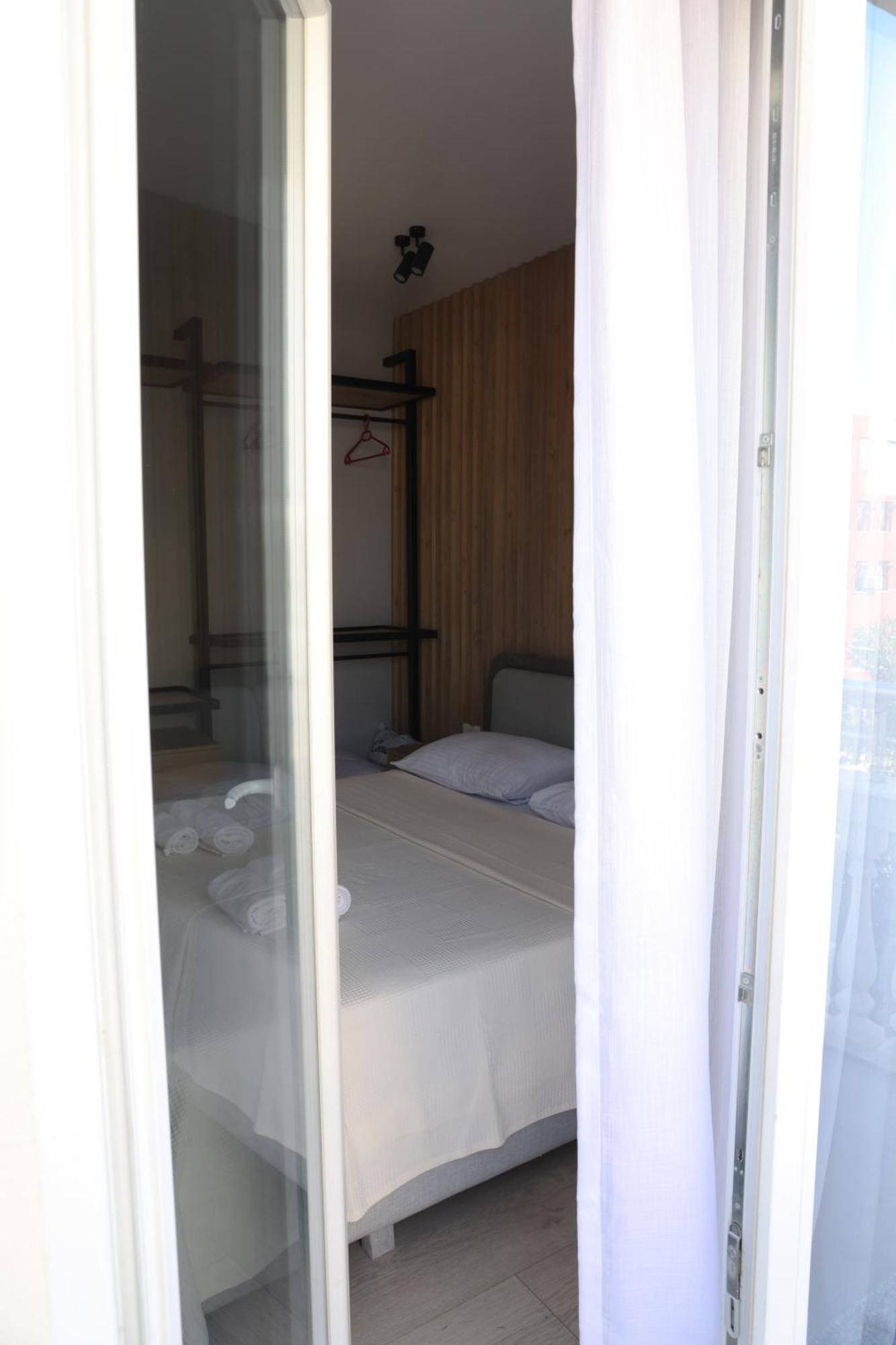 Sol Hotel Shkodër Extérieur photo